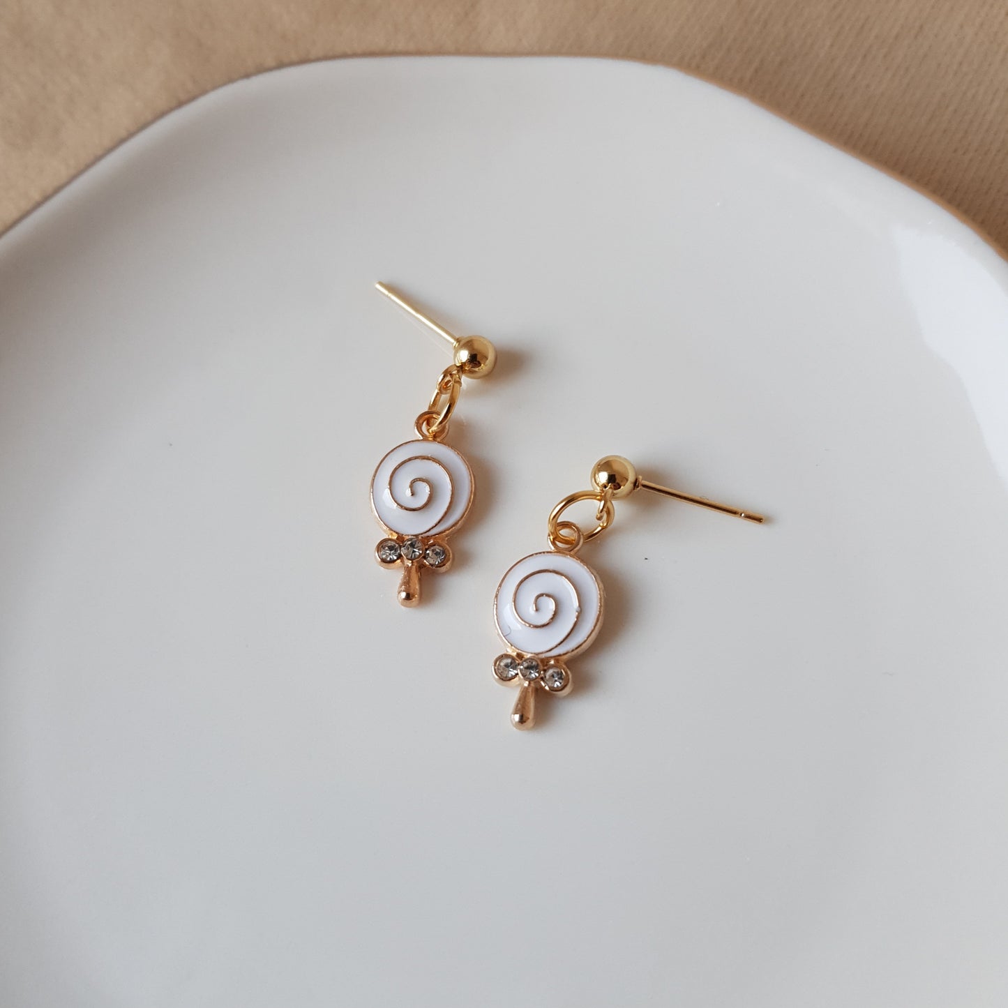 Lollipop dangle earrings