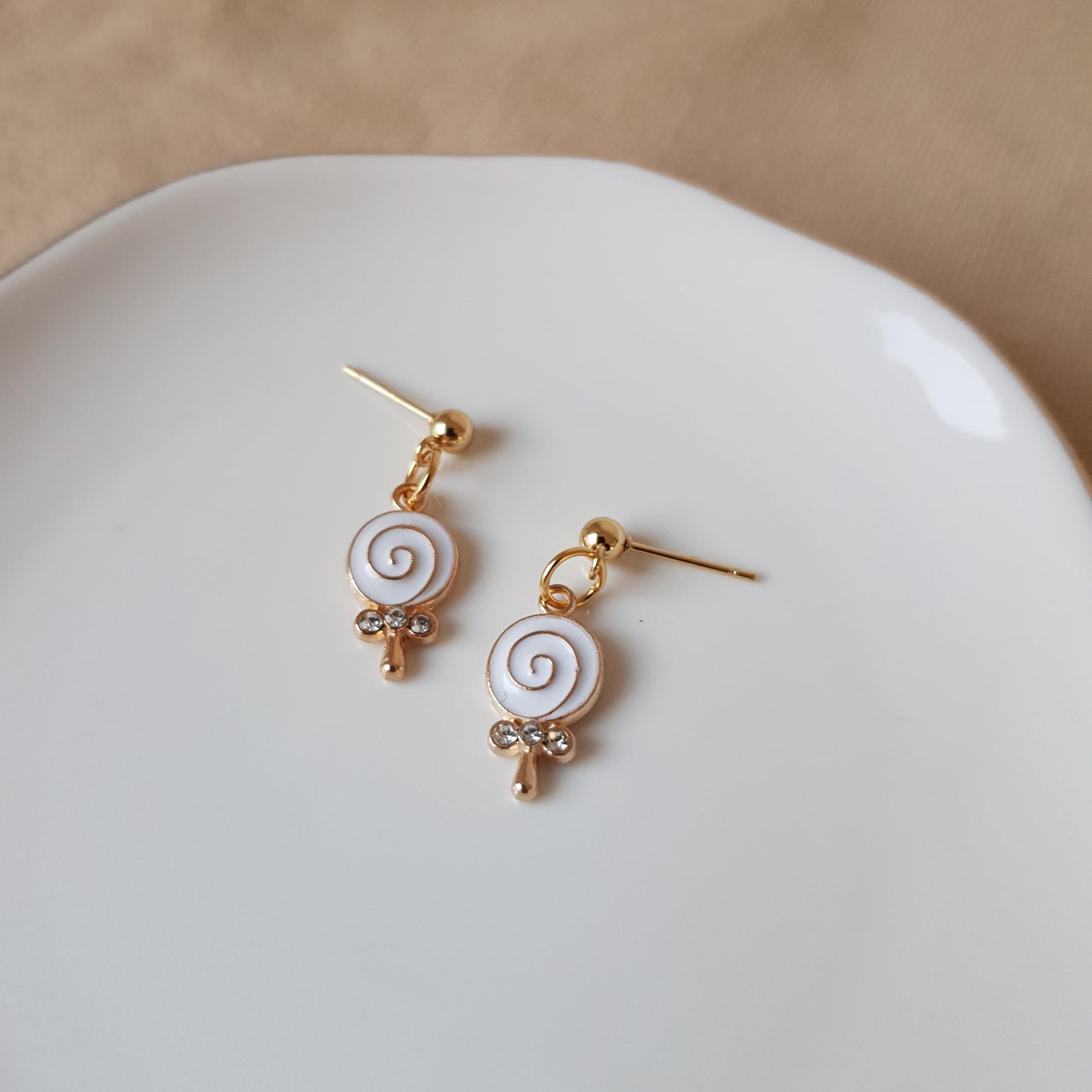 Lollipop dangle earrings