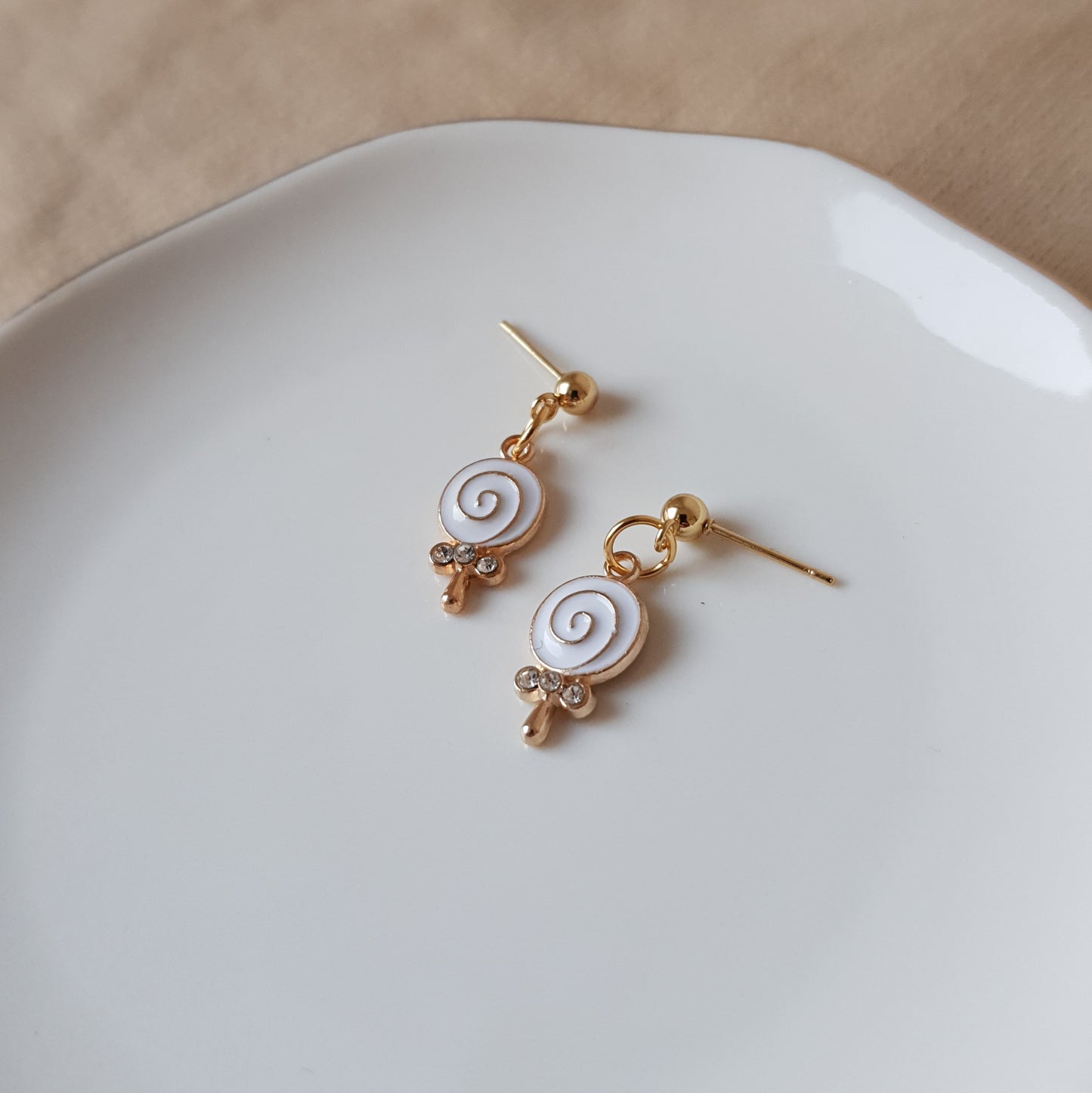Lollipop dangle earrings