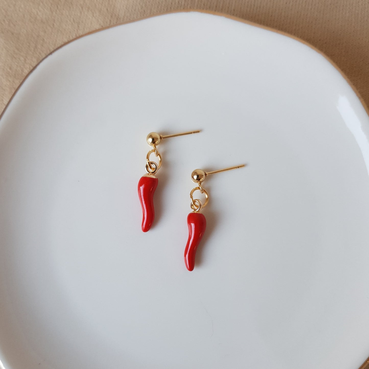 Chilli dangle earrings