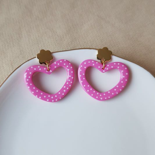 Spotted hollow heart earrings