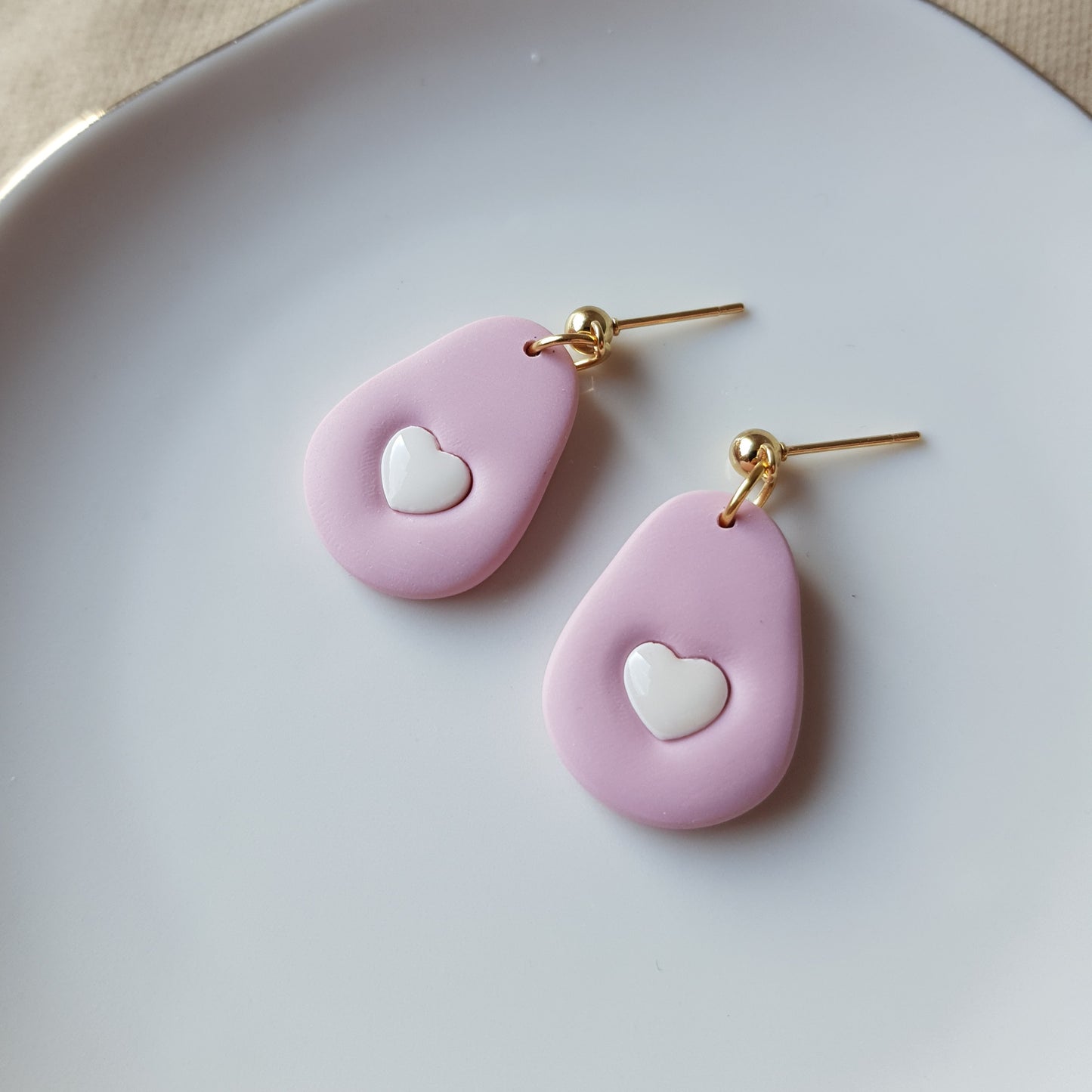 Heart avocado earrings
