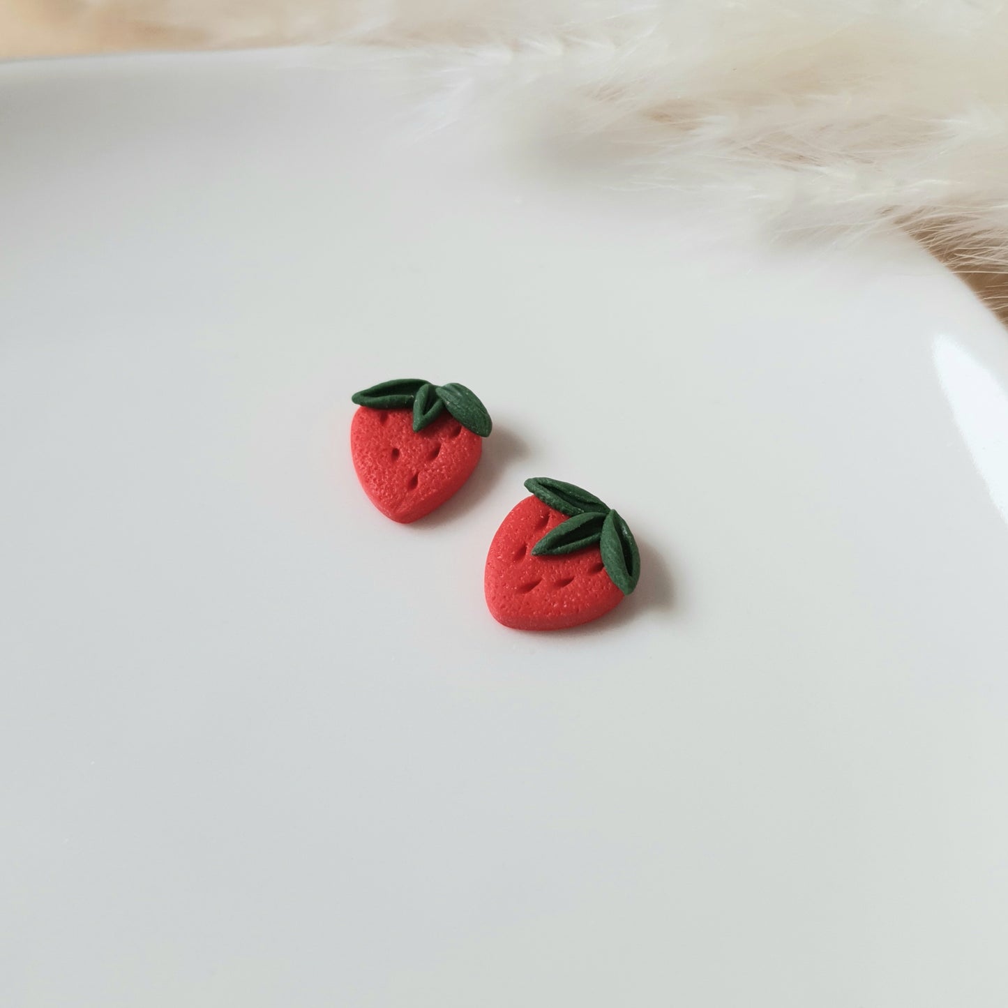 Mini strawberries stud earrings