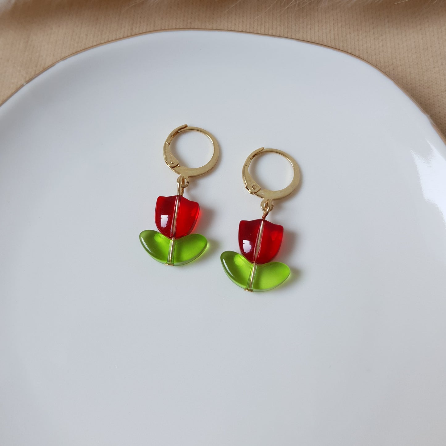 Red tulip earrings