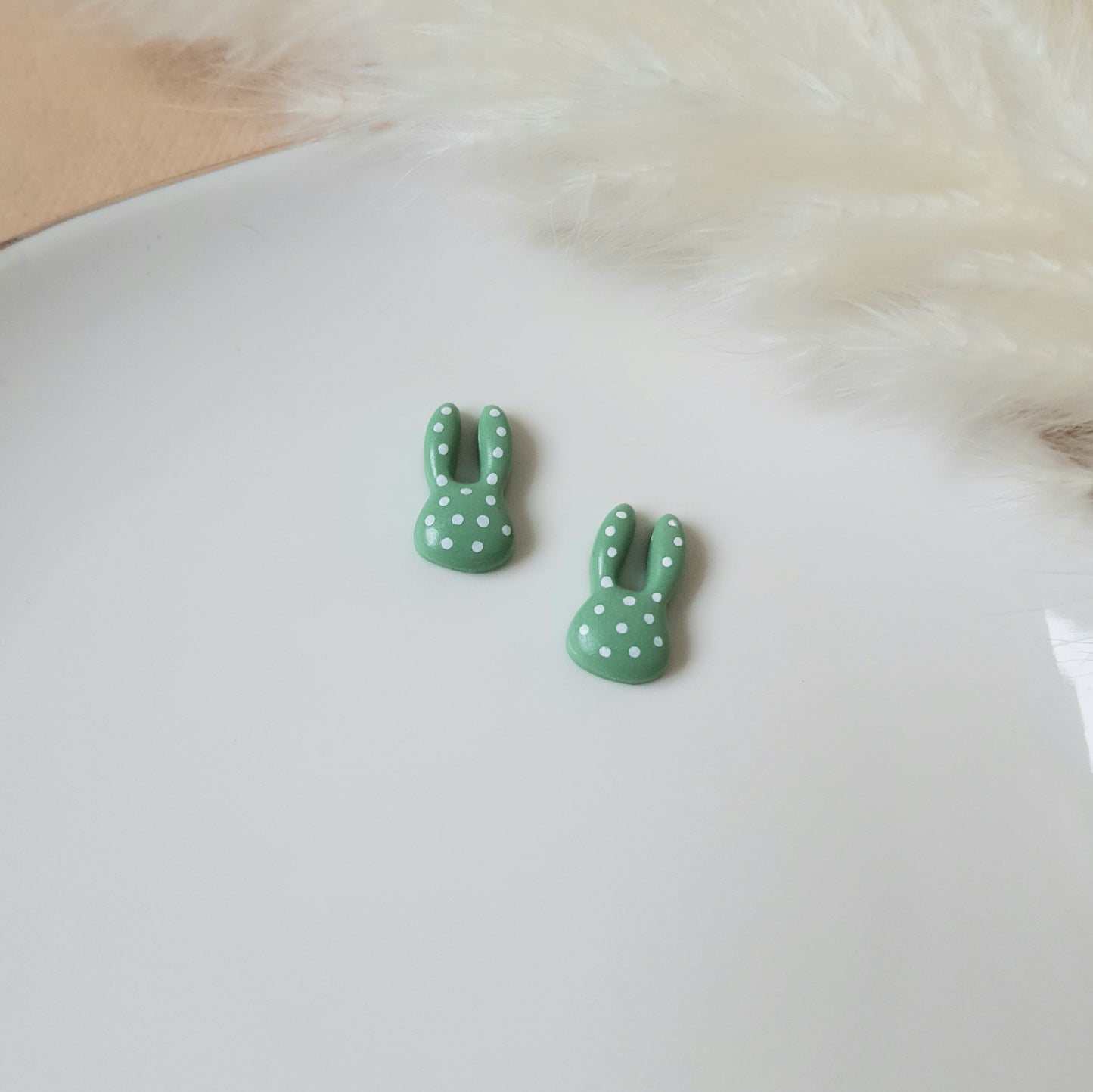 Bunny stud earrings