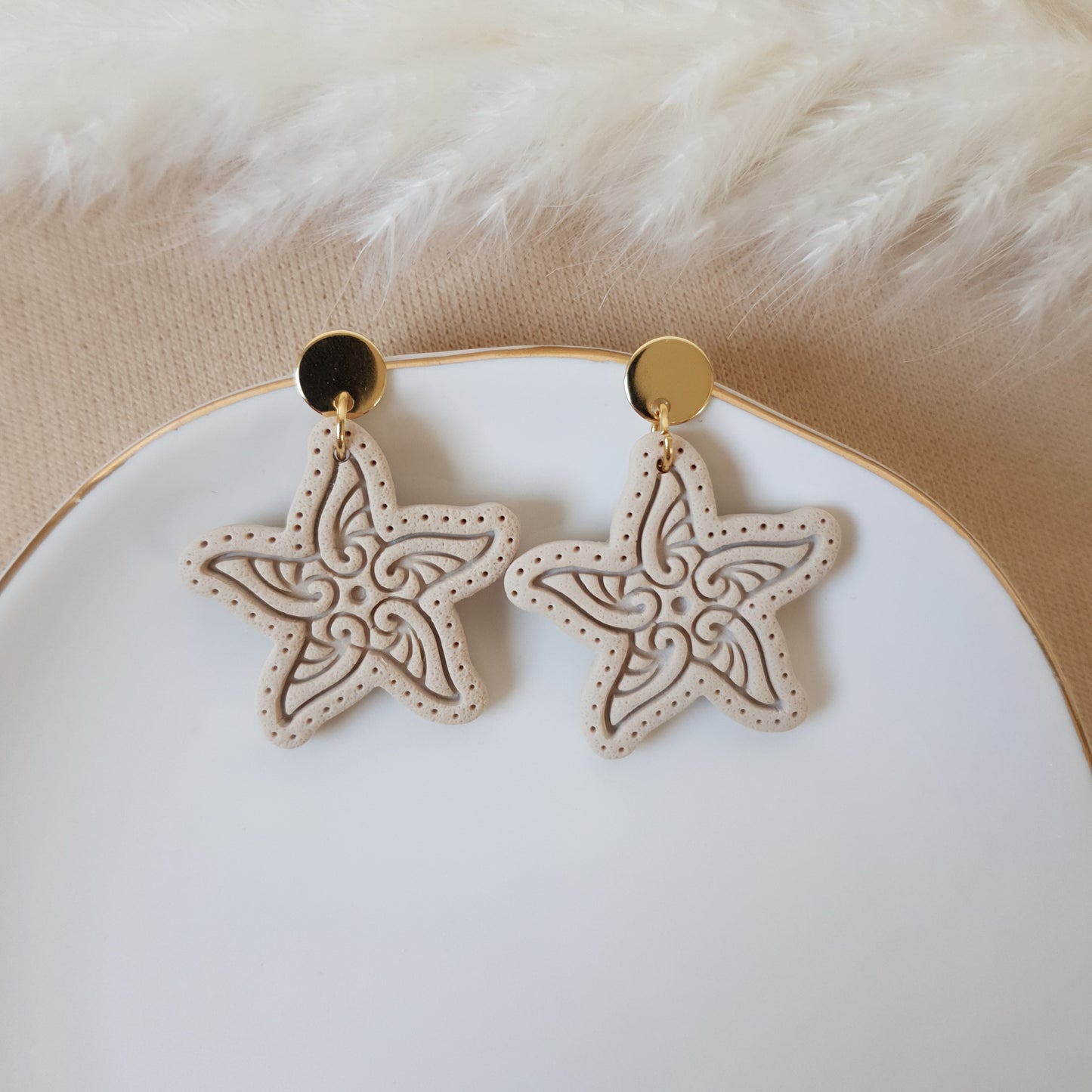 Sandy sea star dangle earrings