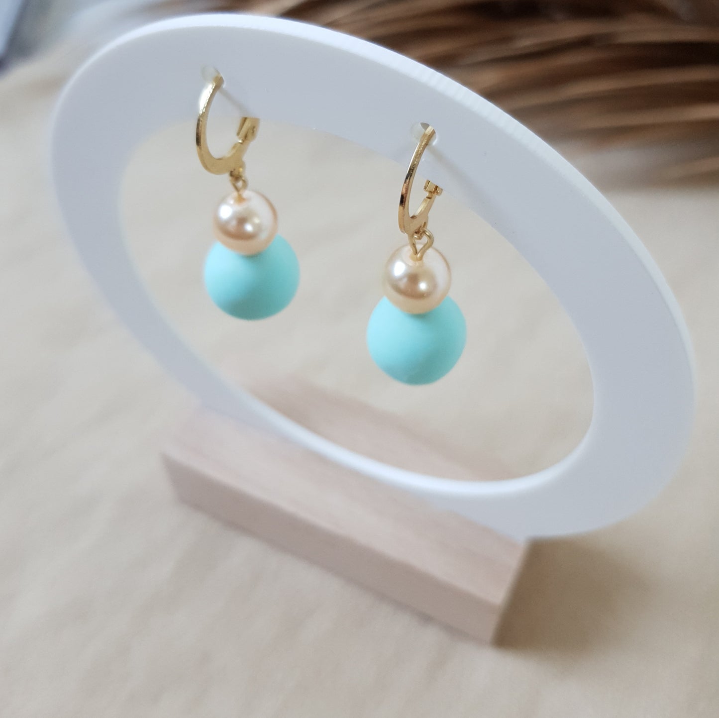 Minty and pearl bead earrings