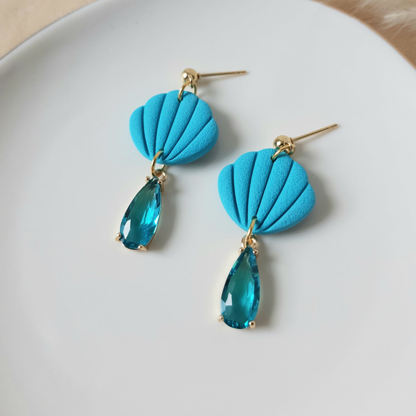 Turquoise shell dangly earrings