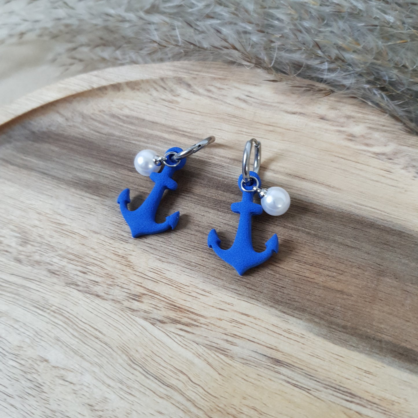 Pearl anchor hoop earrings