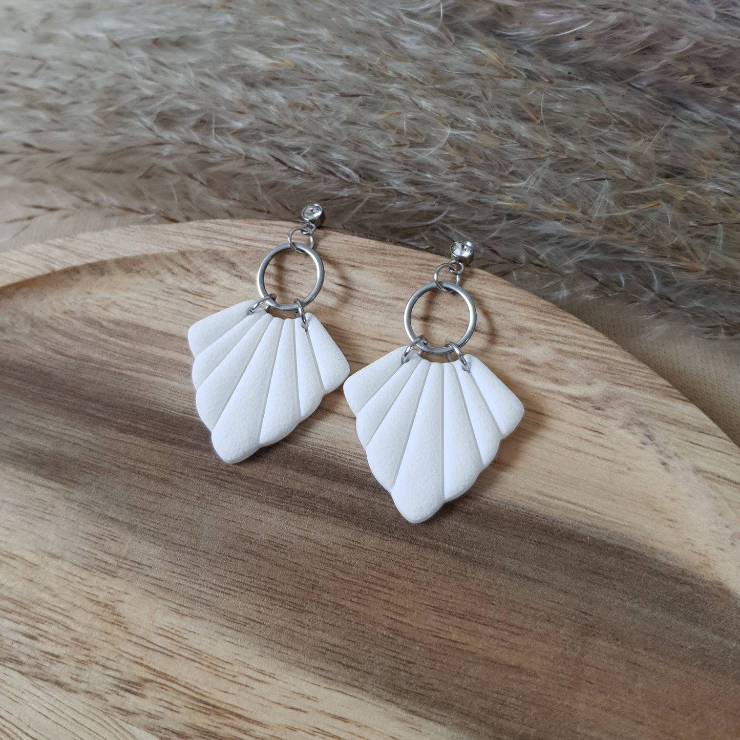 White and silver fan earrings