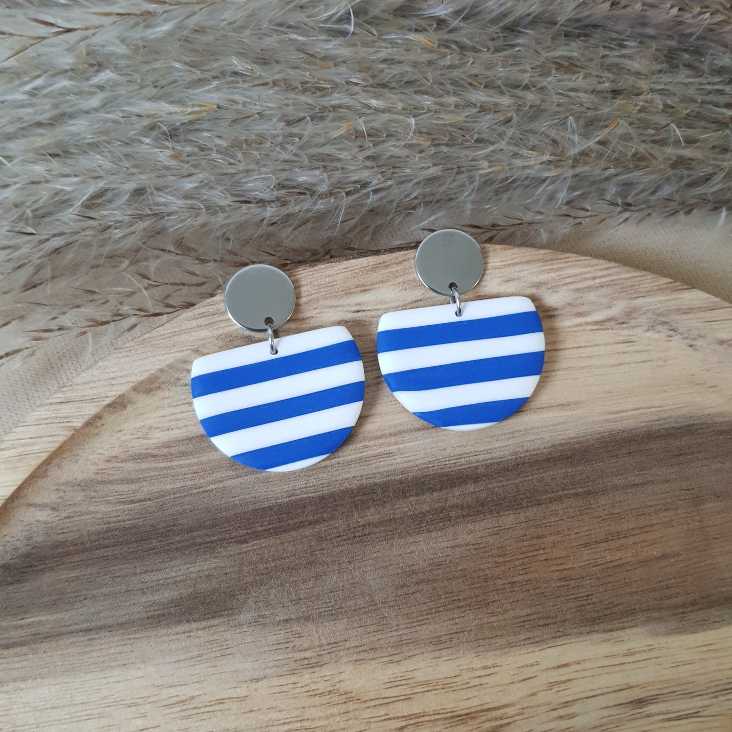 Striped dangle earrings