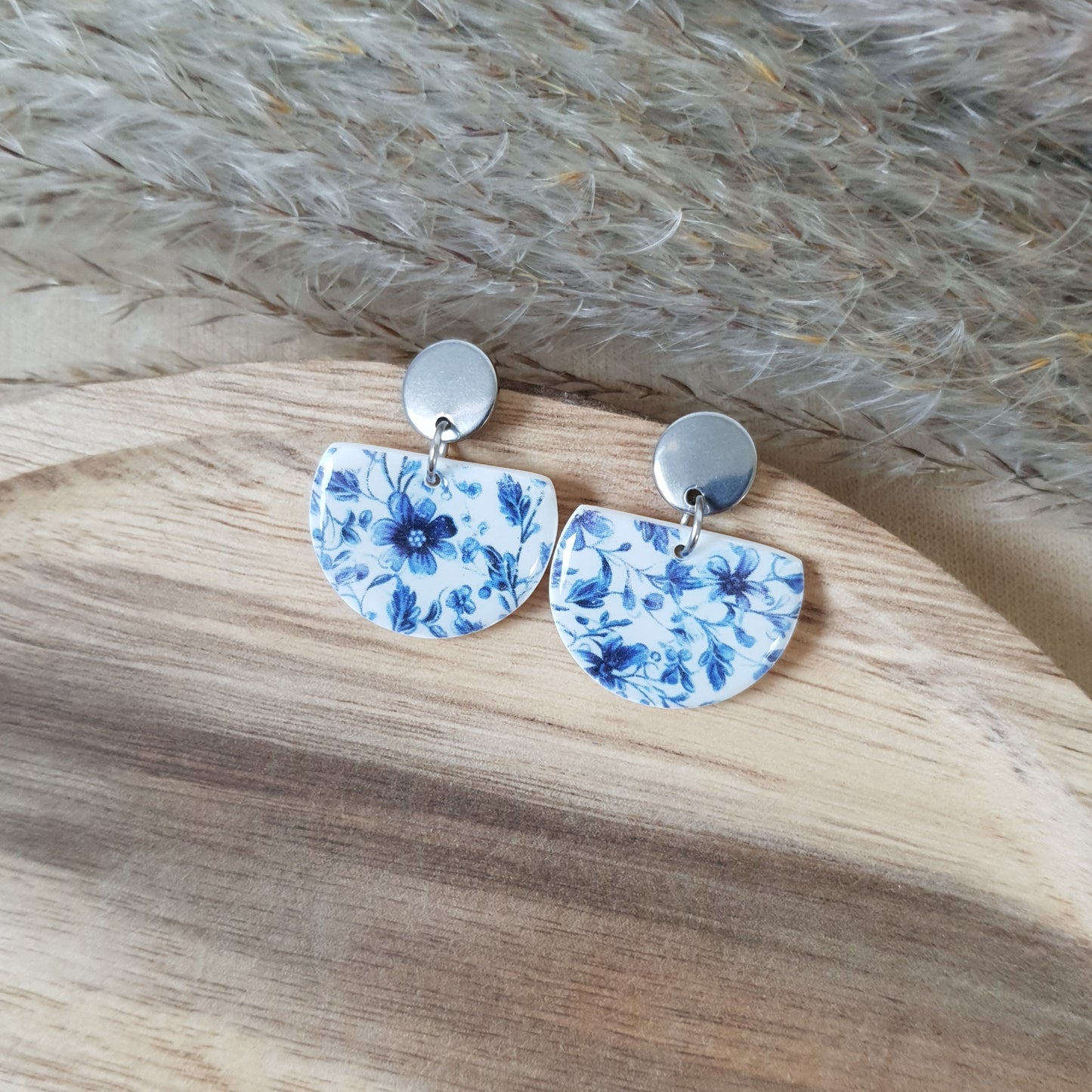 Blue floral dangle earrings