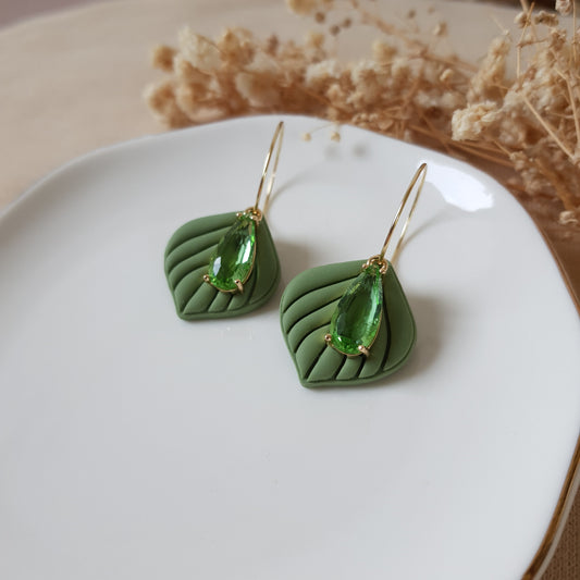 Green leaf hoops