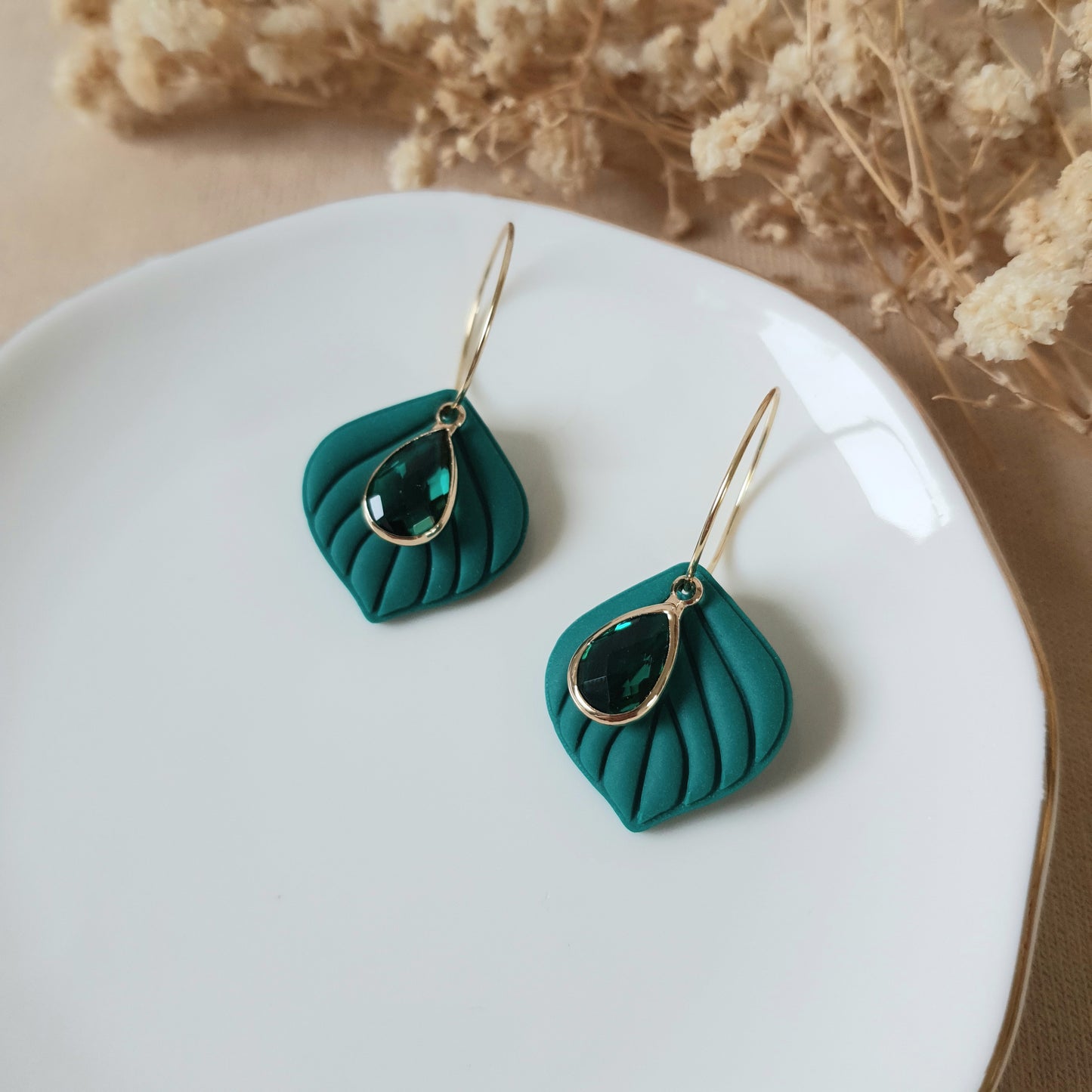 Emerald leaf hoops