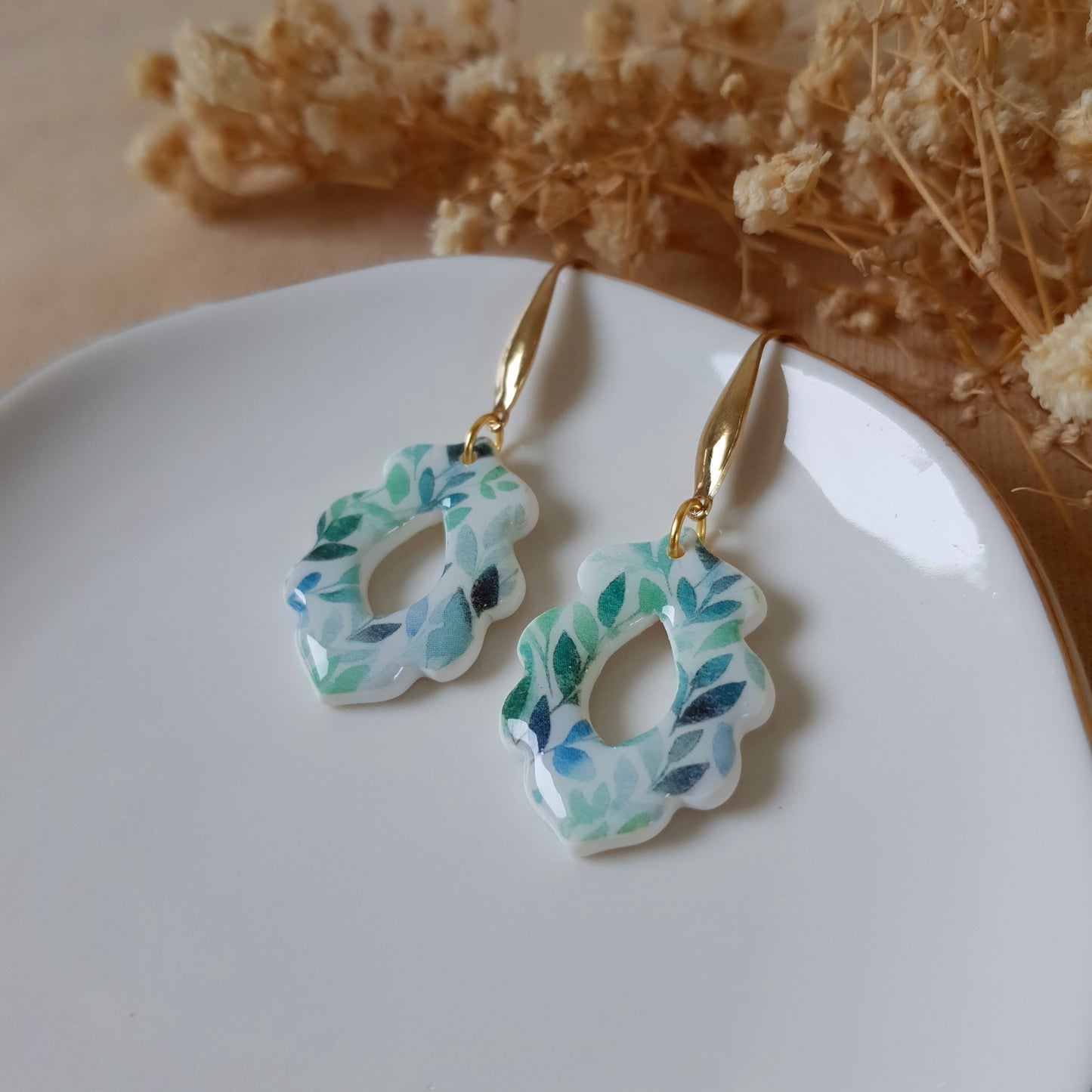 Petal dangle earrings