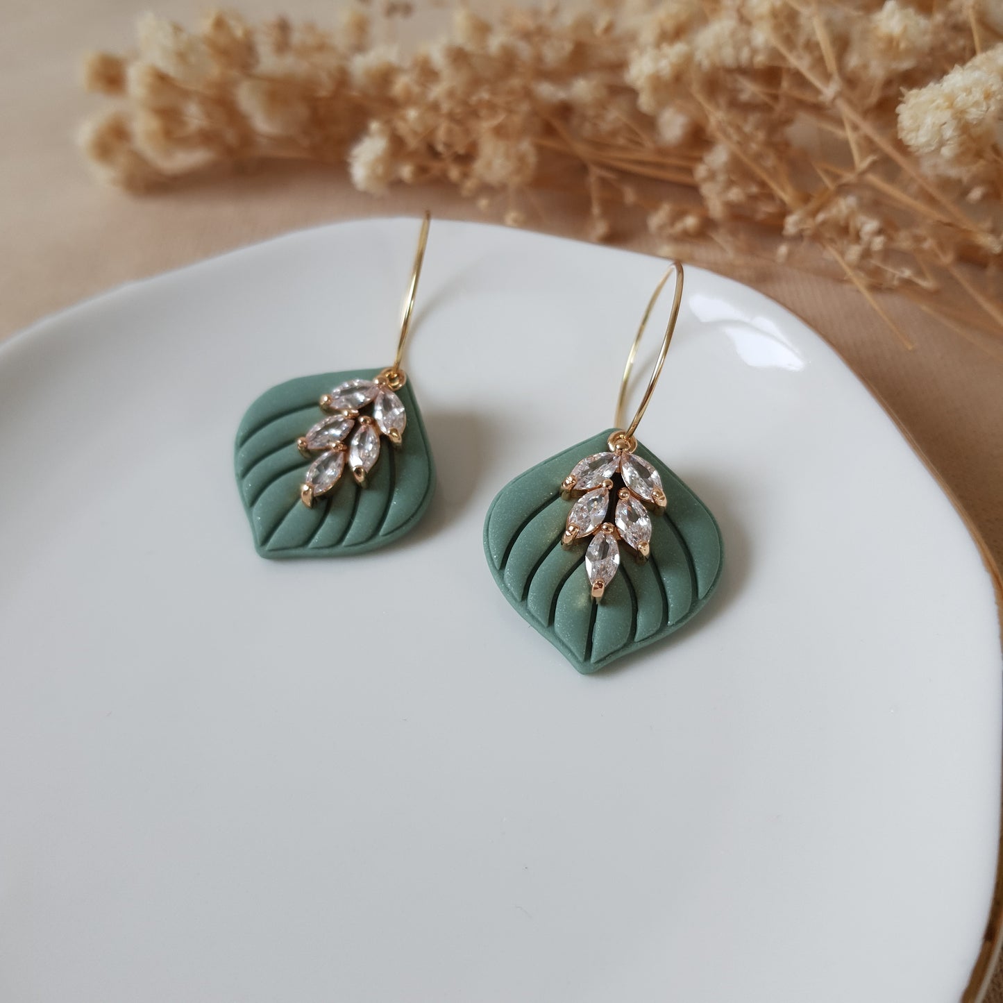 Sage leaf hoops