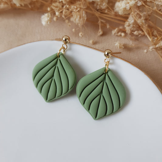 Green leaf dangle earrings
