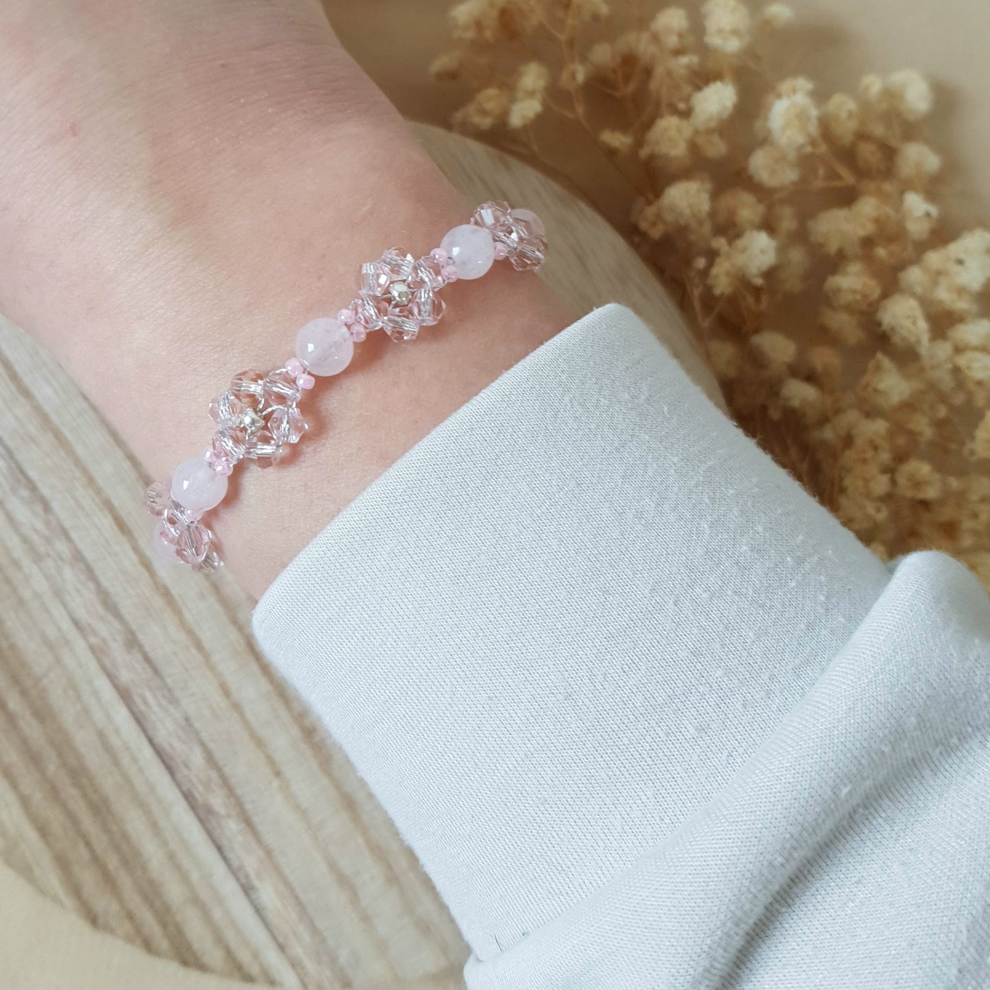 Rose quartz flower bracelet