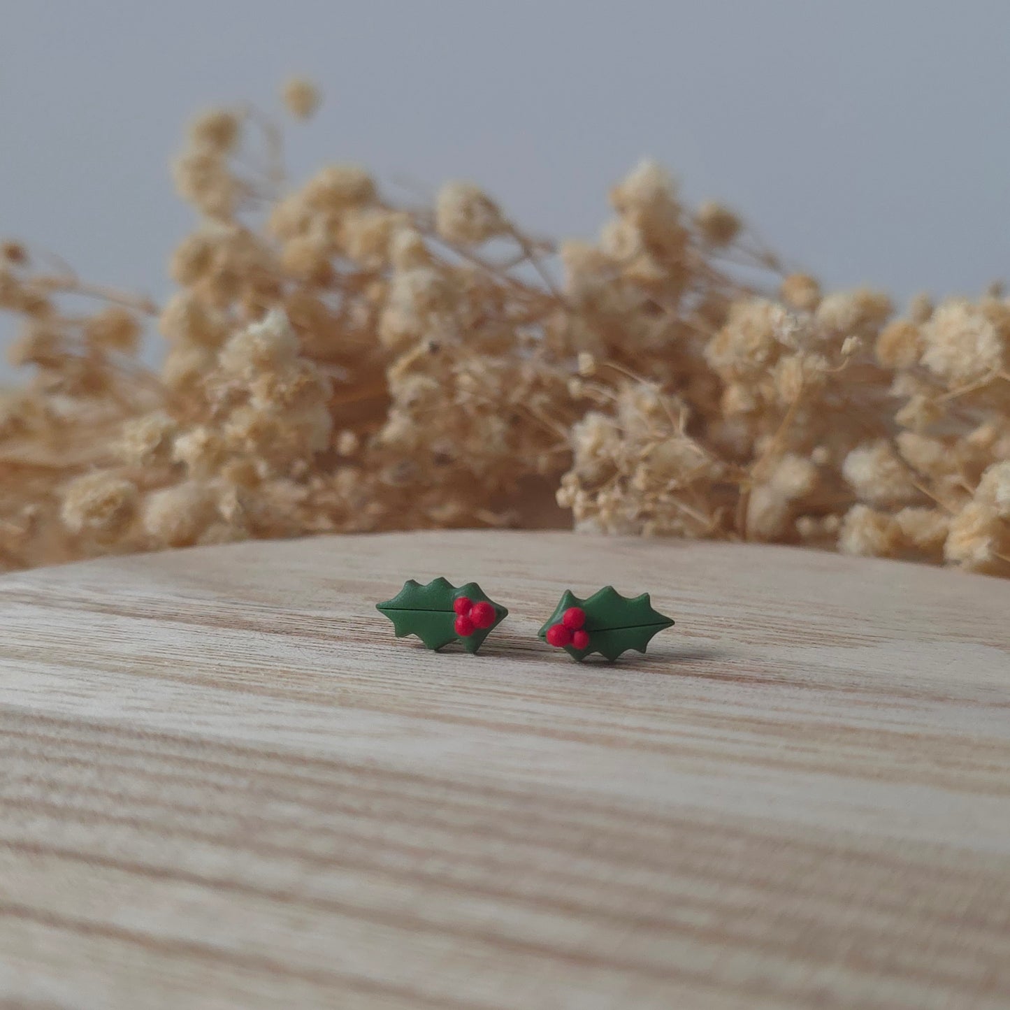 Hollyberry Mistletoe mini earrings