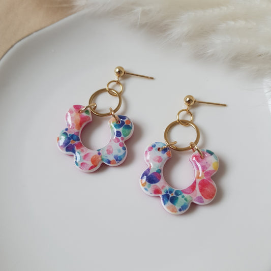 Daisy floral earrings