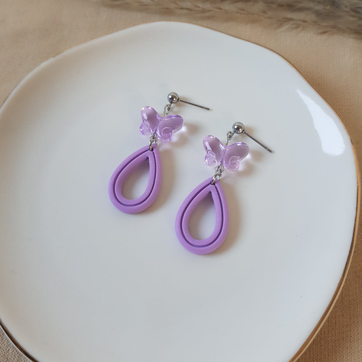 Lilac butterfly drops