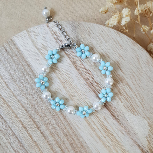 Blue flower bracelet