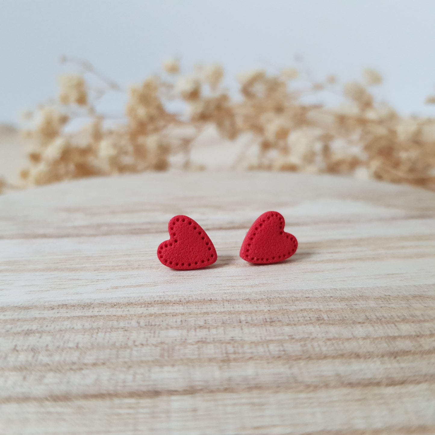 Detailed small red hearts