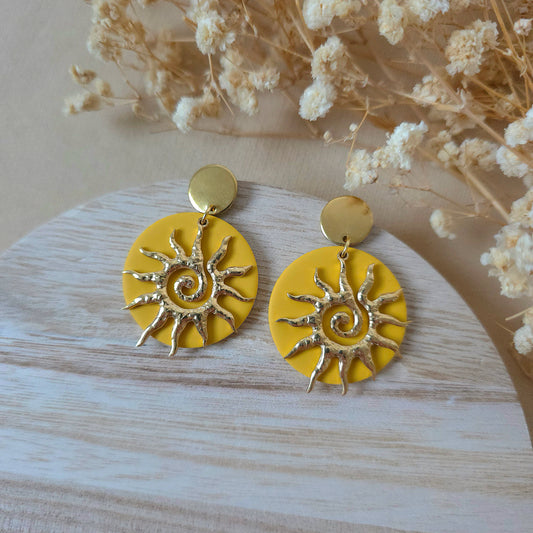 Golden sun dangle earrings