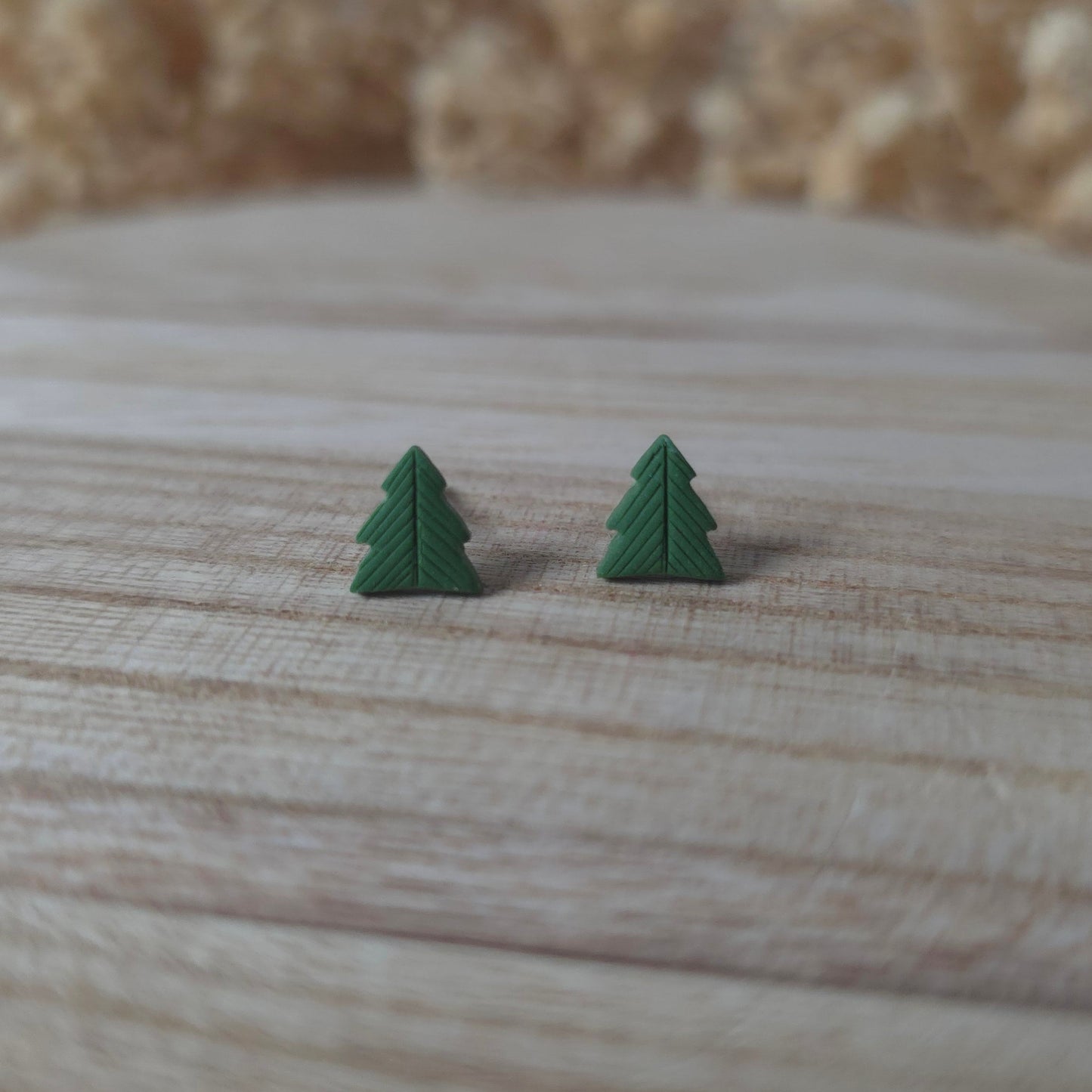 Green tree mini studs