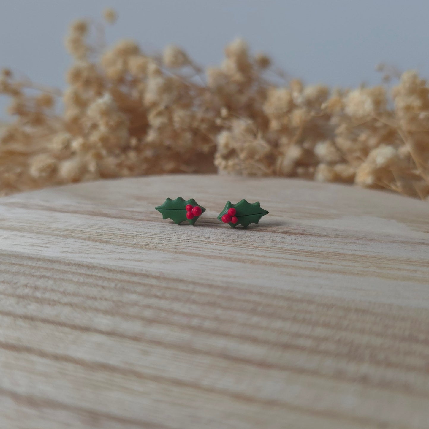 Hollyberry Mistletoe mini earrings