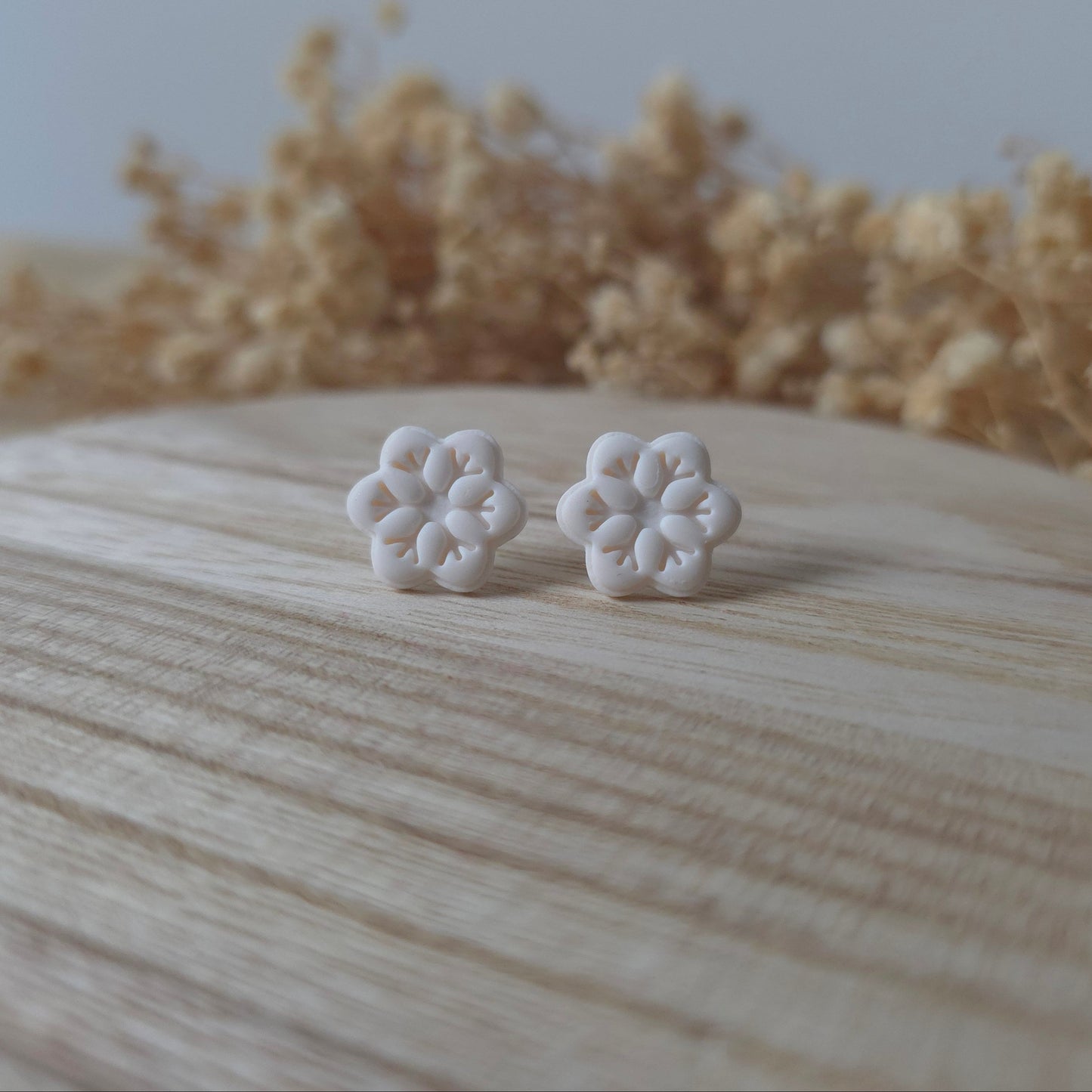 Bele rožice snežinke