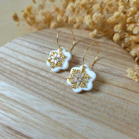 Uhani viseče rožice snežinke