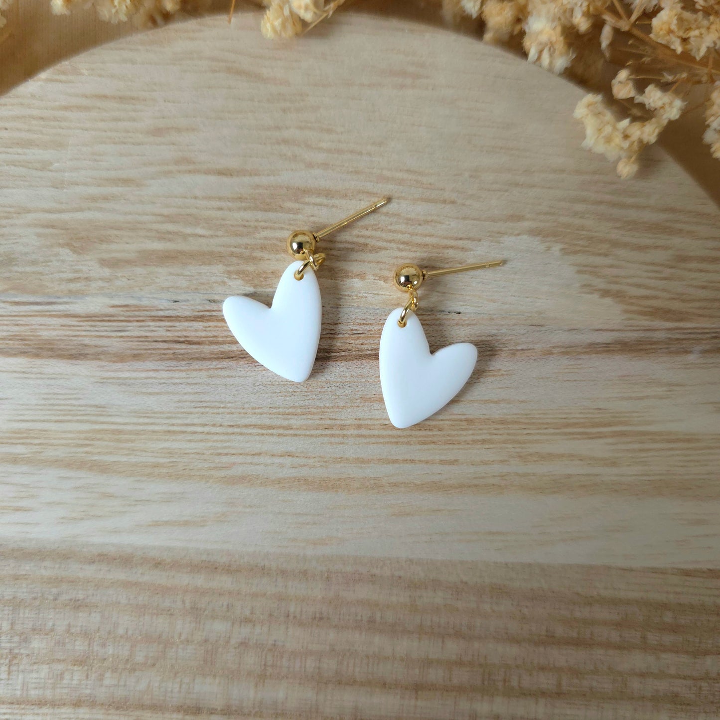 Asimetrični beli srčki