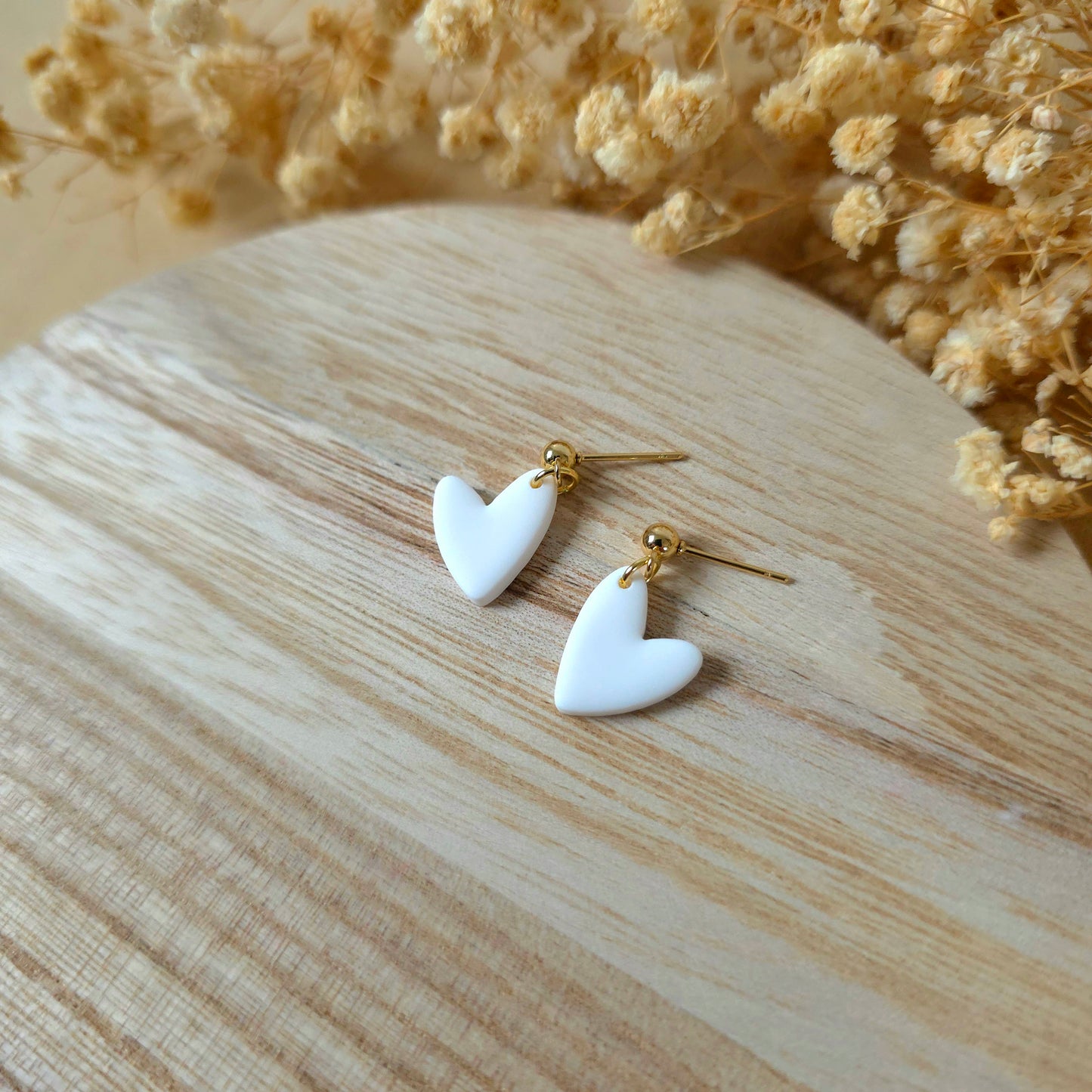 Asimetrični beli srčki