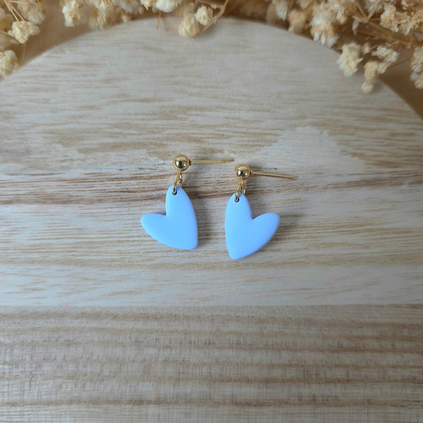 Asimetrični svetlo modri srčki