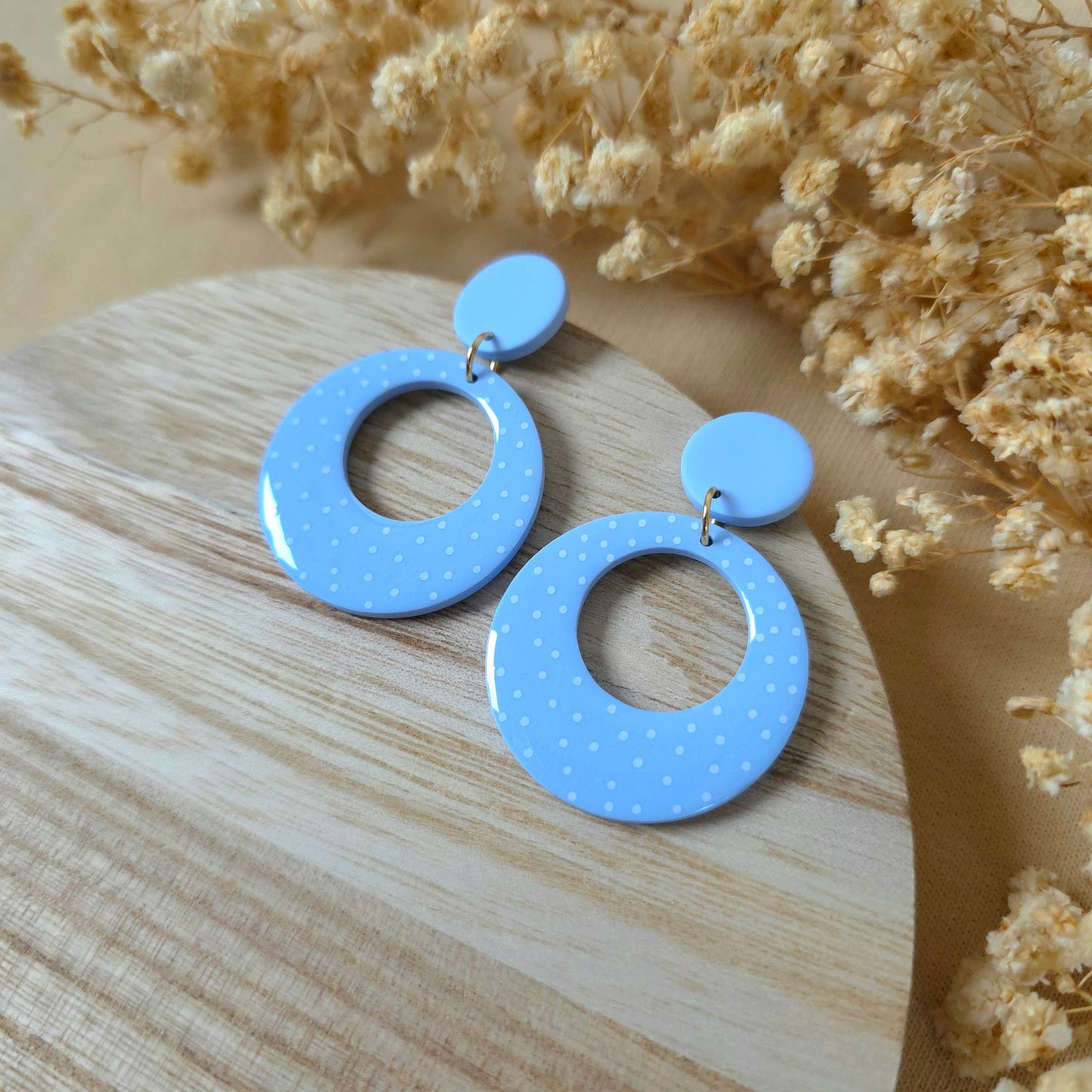 Modri ​​pikčasti retro viseči uhani