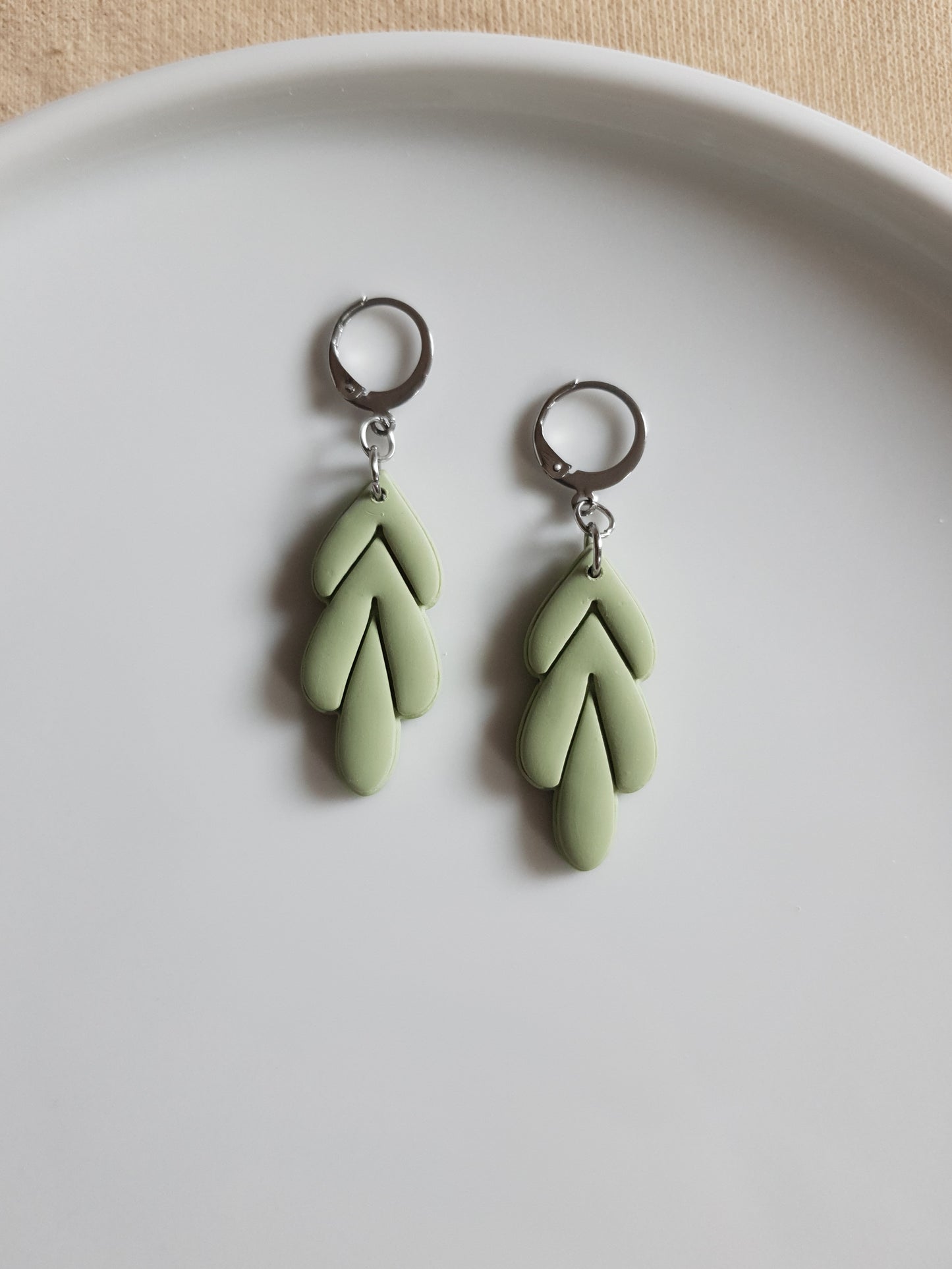 Green leaf earrings